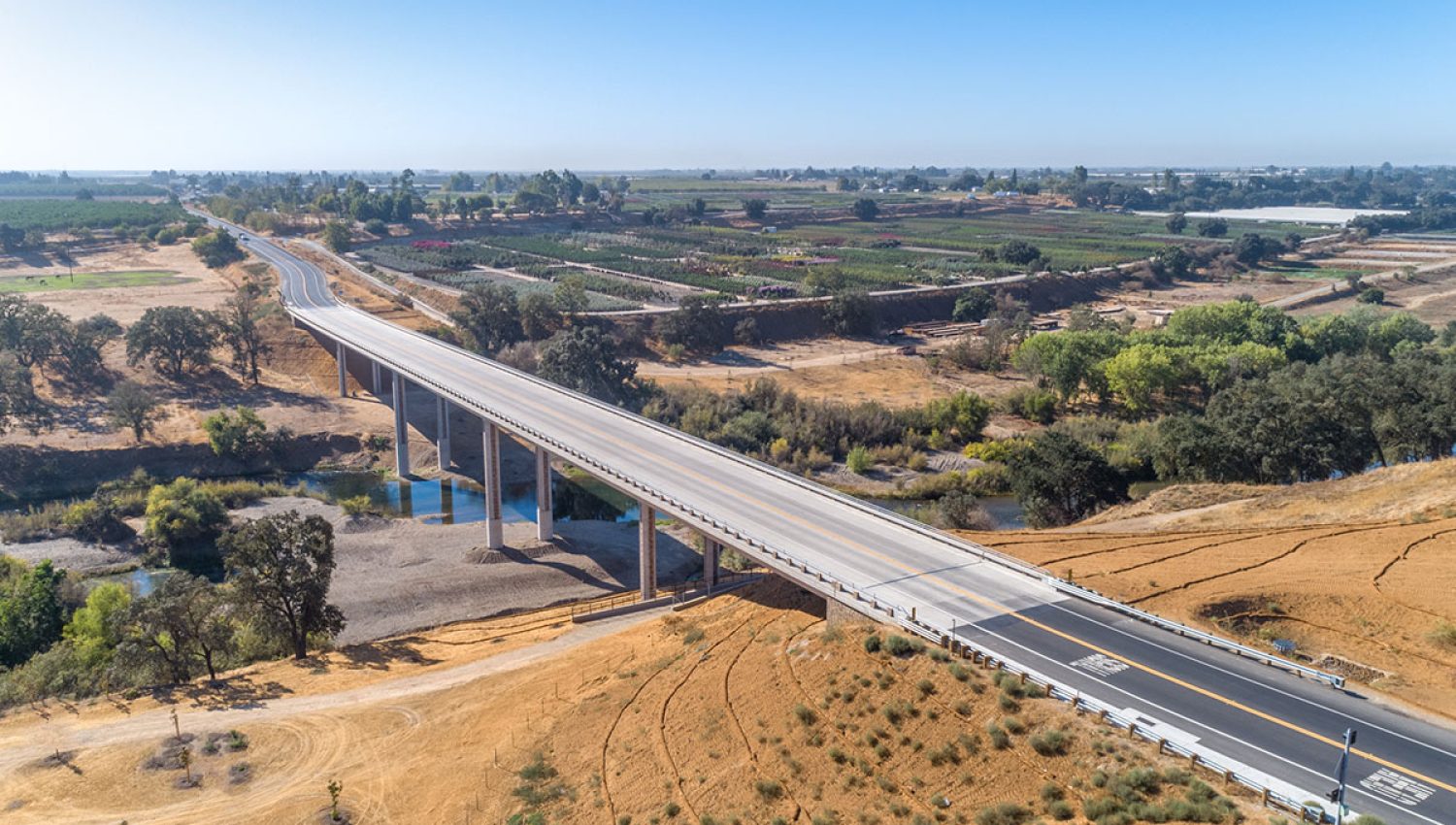 Carpenter Road, Whitmore Avenue Traffic Signals